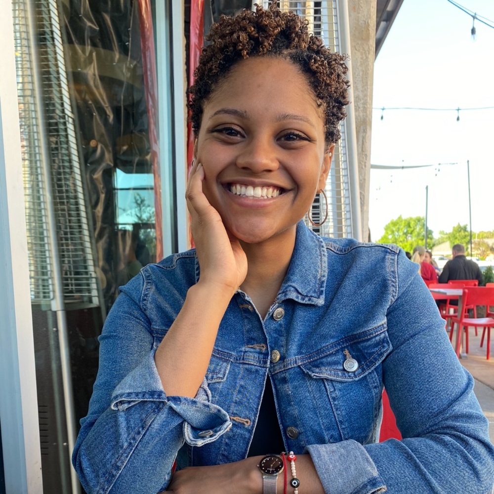 Meet your Posher, Jacquelyn!